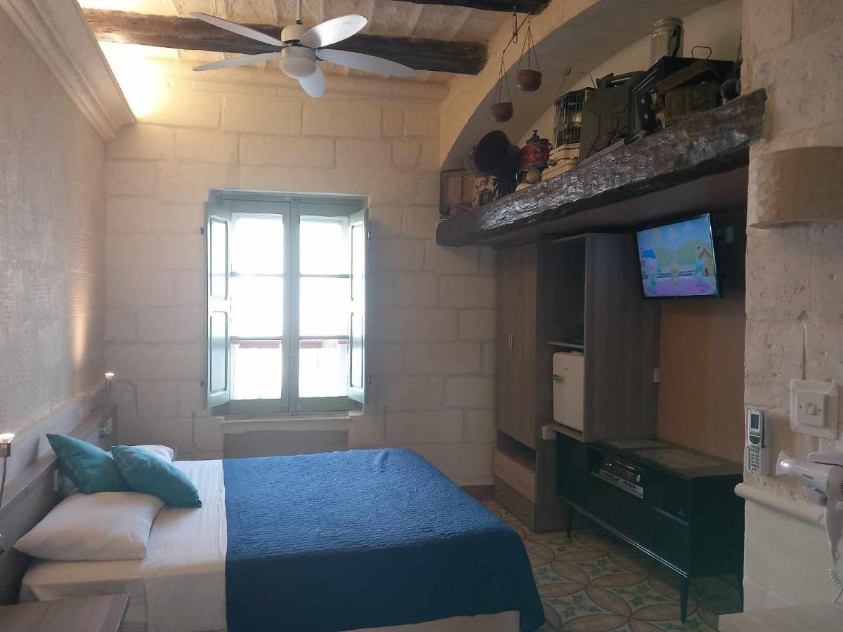 The 1930'S Maltese Residence Сейнт Полс Бей Екстериор снимка